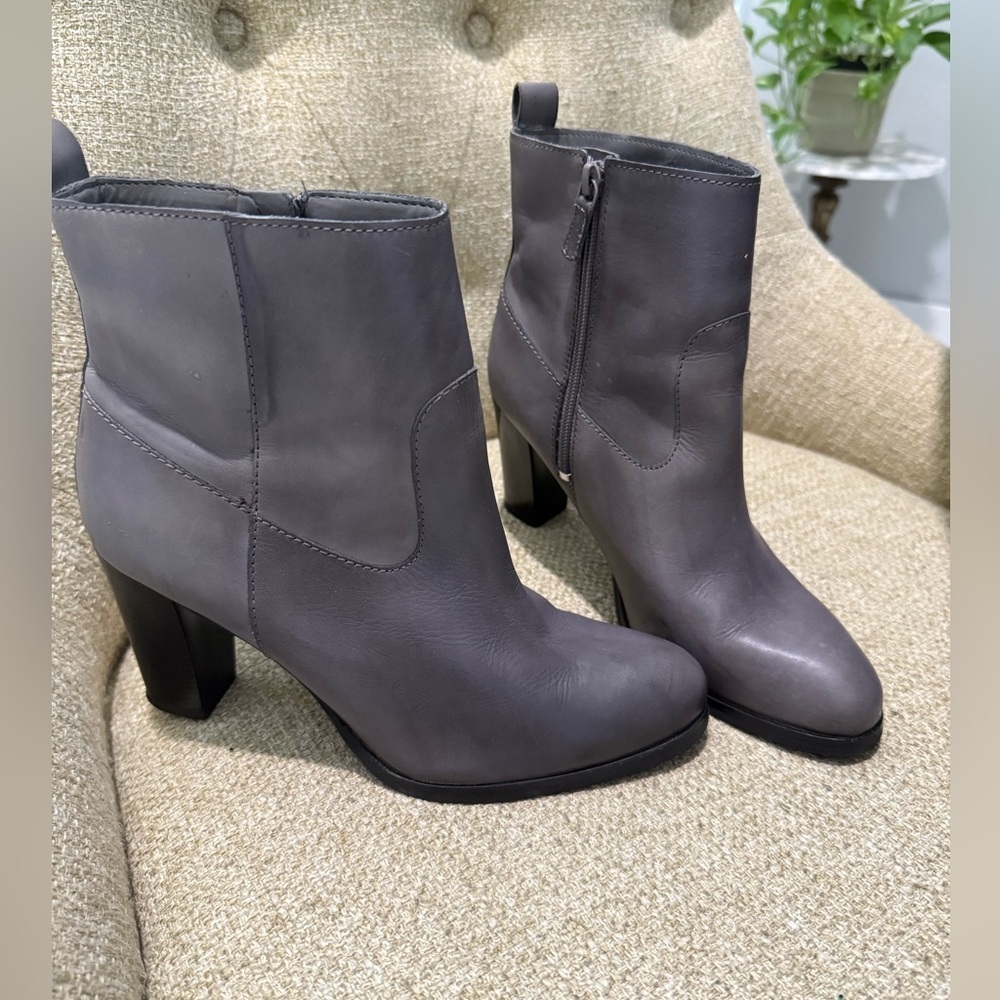 COLE HAAN Boots for women Size 10B